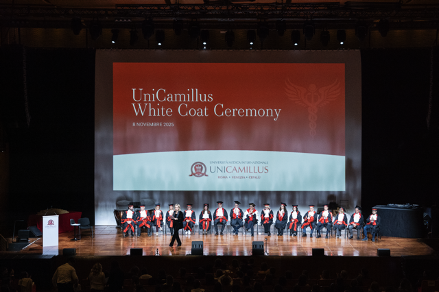 12unicamillus_whitecoat_ceremony_camicibianchi_auditorium_ennio-morricone_2025