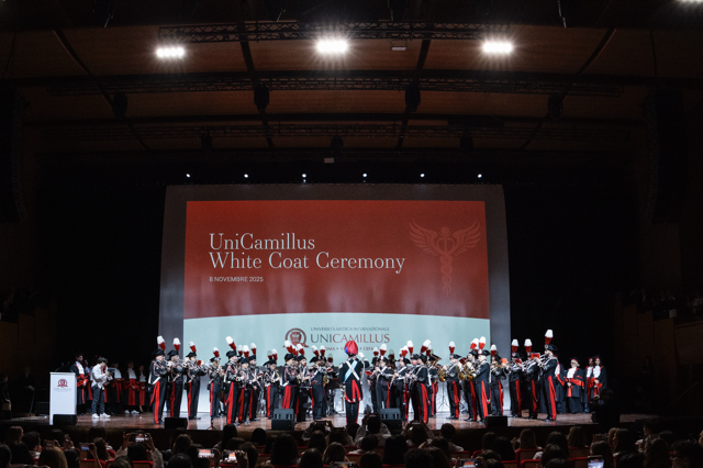 18unicamillus_whitecoat_ceremony_camicibianchi_auditorium_ennio-morricone_2025